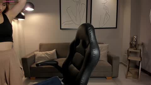 Snapshot of staceywood_ chatting on 24, 12, 2024 Stacy Woods online show from 24, 12, 2024