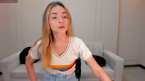 Stacy Woods online show from 7, 7, 2026