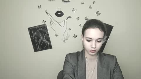 Stacy online show from 12, 1, 2025