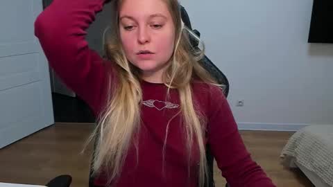 Stacy  online show from 13, 11, 2025