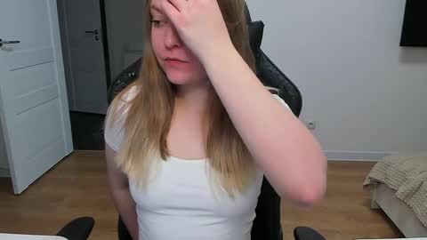 Stacy  online show from 26, 4, 2026