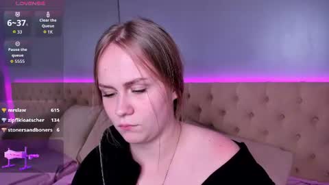 Snapshot of stacy_moorexx chatting on 11, 6, 2026 STACY online show from 11, 6, 2026