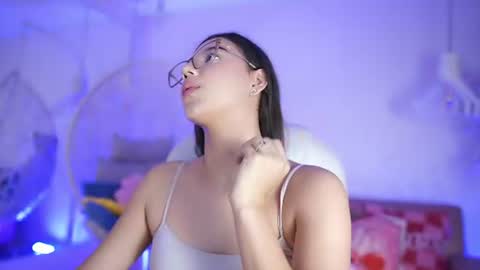 Snapshot of stacycooper_ chatting on 8, 6, 2026 stacycooper_ online show from 8, 6, 2026