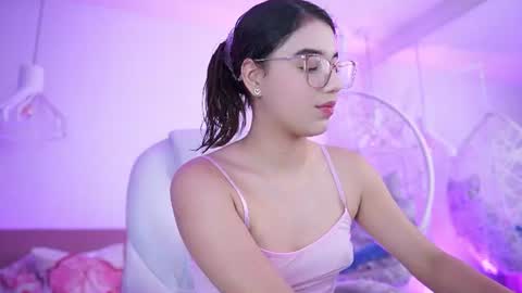 Snapshot of stacycooper_ chatting on 17, 6, 2026 stacycooper_ online show from 17, 6, 2026