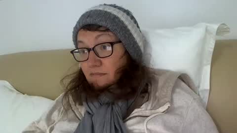 starlagurl online show from 19, 1, 2025