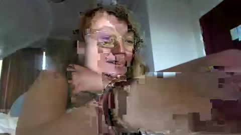 starlagurl online show from 11, 3, 2025