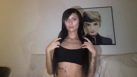 Snapshot of starlett3 chatting on 23, 10, 2025 Star online show from 23, 10, 2025