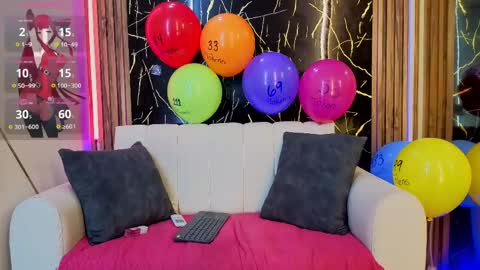 starlight_mature11_aws online show from 1, 3, 2026