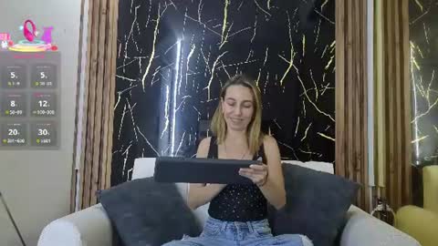 starlight_mature23_aws online show from 27, 7, 2026