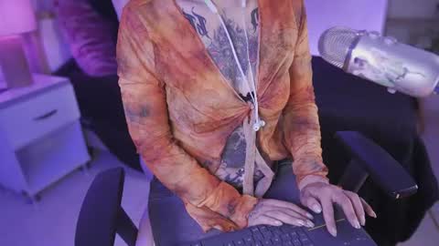 Yoko online show from 29, 7, 2026