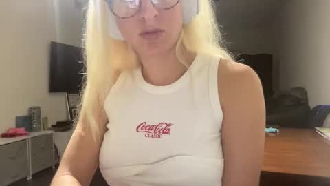 Stassiethatsororitygirl online show from 14, 1, 2026