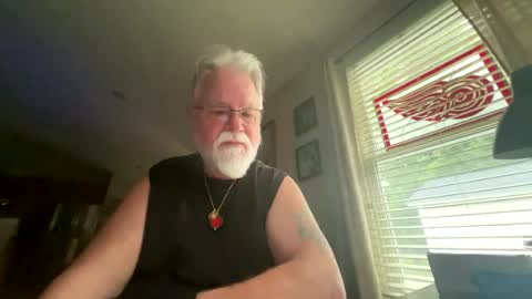Tom online show from 27, 7, 2026