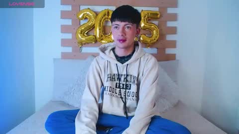 Steev online show from 6, 1, 2025