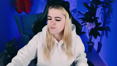 stef_nicks online show from 26, 9, 2025