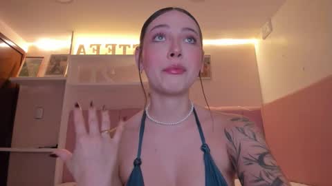 Snapshot of stefaagomez chatting on 18, 9, 2025 Stefa Gomez online show from 18, 9, 2025