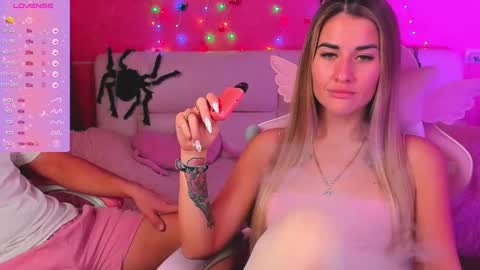 Hot girls online show from 27, 11, 2025