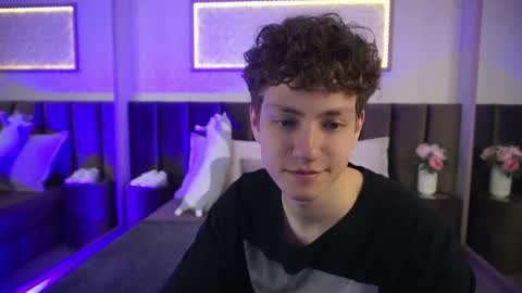 Esrefan online show from 21, 4, 2026