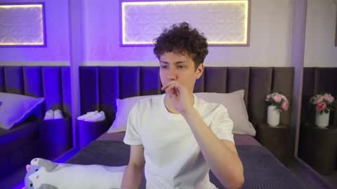 Esrefan online show from 22, 4, 2026