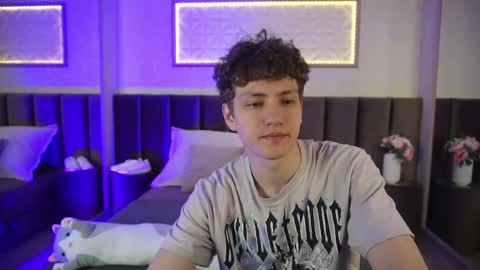 Esrefan online show from 23, 4, 2026