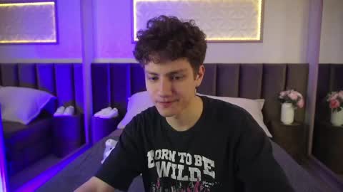 Esrefan online show from 24, 4, 2026