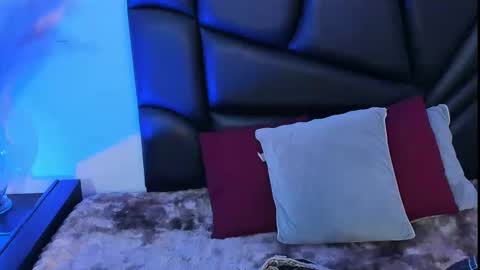 Stefania  online show from 1, 10, 2025