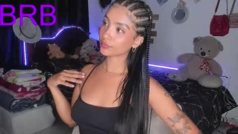 Im MiaIts my first day here  online show from 8, 3, 2025