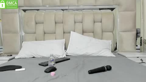 Stefany online show from 10, 2, 2025