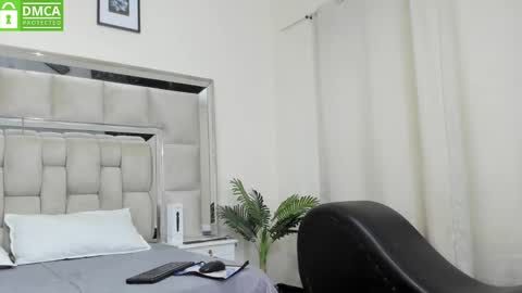 Stefany online show from 18, 2, 2025