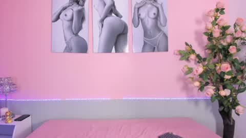 Snapshot of stefany_gonzales_ chatting on 9, 6, 2026 Stefany online show from 9, 6, 2026