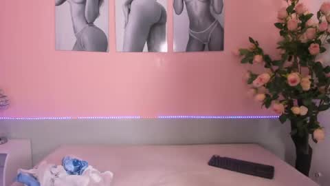 Snapshot of stefany_gonzales_ chatting on 12, 6, 2026 Stefany online show from 12, 6, 2026