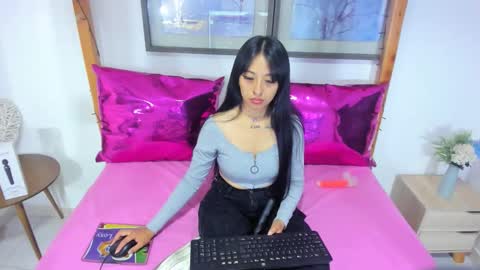 --Estefay-- online show from 18, 3, 2026