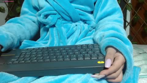 Stefanny lopez online show from 2, 12, 2024