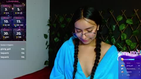 Stefanny lopez online show from 4, 12, 2024