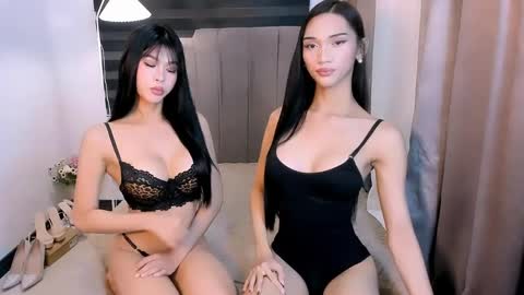 Snapshot of steffani_deluxe chatting on 18, 5, 2026 STEF online show from 18, 5, 2026