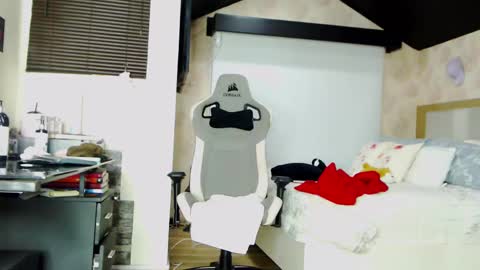 Zuly online show from 25, 2, 2025