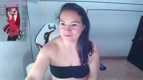 Snapshot of stefializon70 chatting on 16, 9, 2025 StefiAlizon online show from 16, 9, 2025