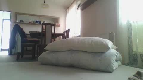 Snapshot of steki038434 chatting on 5, 10, 2025 steki038434 online show from 5, 10, 2025