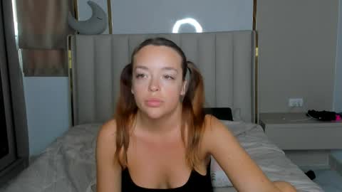 stella online show from 18, 4, 2026