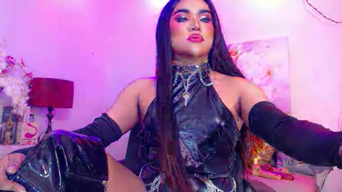 CALL ME STELLA online show from 25, 4, 2026