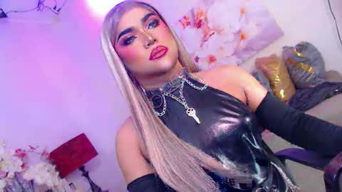 CALL ME STELLA online show from 27, 4, 2026