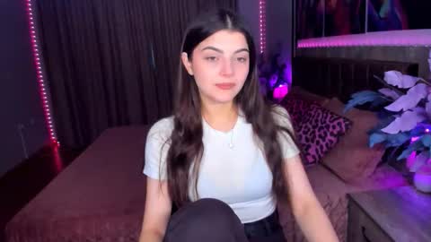 StellaRainbow online show from 26, 4, 2026