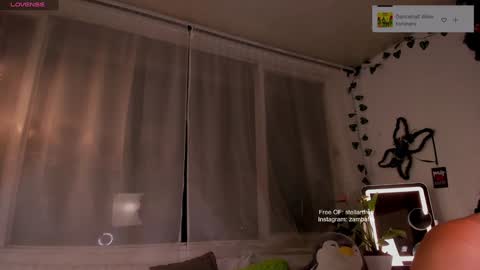 stellart_ online show from 15, 1, 2025