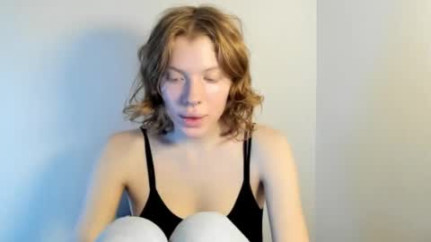 S T E L L A online show from 14, 11, 2025