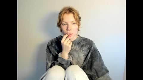 S T E L L A online show from 27, 11, 2025