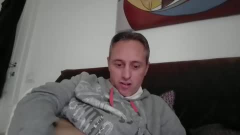 Snapshot of sten015 chatting on 5, 2, 2026 sten015 online show from 5, 2, 2026