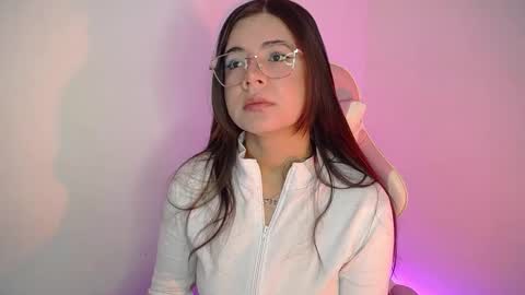 Snapshot of stepha_sweet chatting on 20, 9, 2025 Emma online show from 20, 9, 2025