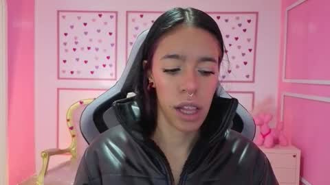 Stephania online show from 30, 9, 2025