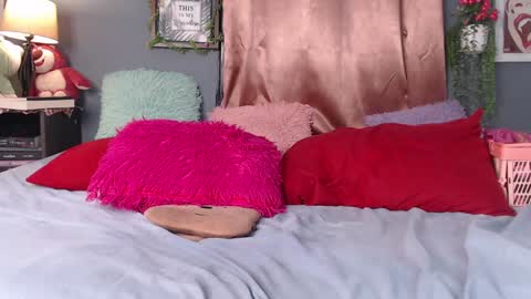    IG  stephani 3333 online show from 21, 12, 2024