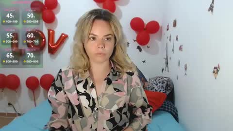 Stephanie   online show from 20, 4, 2026