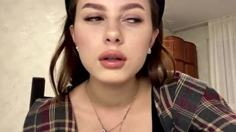 Stephani online show from 31, 3, 2026